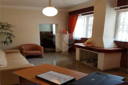 Casa Térrea à venda com 3 quartos, sendo 1 suíte, em Água Fria, São Paulo, SP