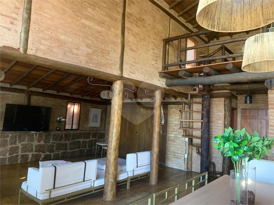 Casa mobiliada para locação no Condomínio Alpes de Vinhedo na cidade de Vinhedo - SP