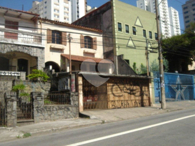 Sobrado à venda com 3 quartos em Santana, São Paulo, SP