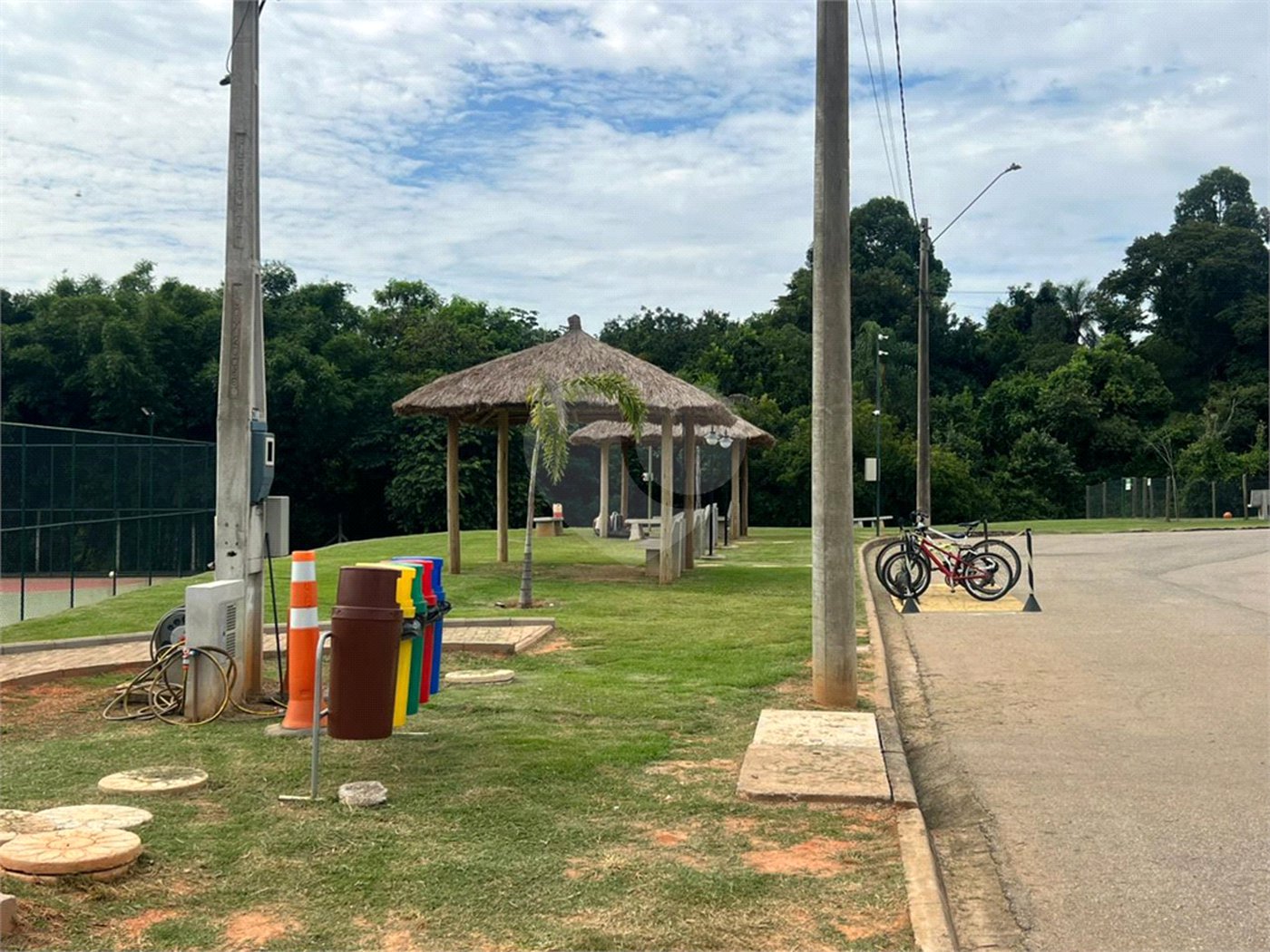 Casa à venda com 3 quartos, sendo 1 suíte,  em Jardim Residencial Villagio Ipanema I, Sorocaba, SP