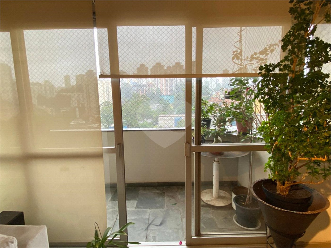 Apartamento à venda com 3 quartos, sendo 1 suíte, em Morumbi, São Paulo, SP
