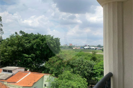 Apartamento à venda com 2 quartos, sendo 1 suíte,  em Vila Ester (zona Norte), São Paulo, SP