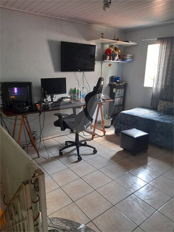 Sobrado à venda com 3 quartos, sendo 1 suíte, em Tremembé, São Paulo, SP