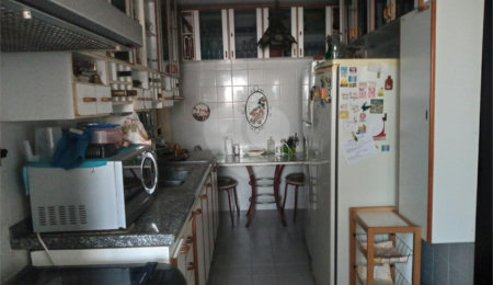 Apartamento à venda com 3 suítes em Vila Suzana, São Paulo, SP