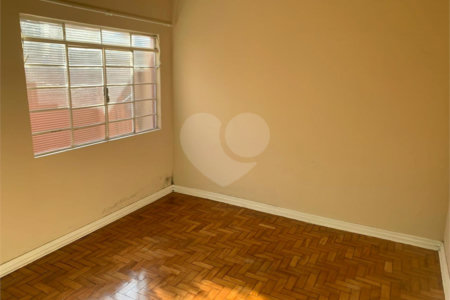 Casa à venda com 4 quartos, sendo 2 suítes,  no Centro, Mairinque, SP