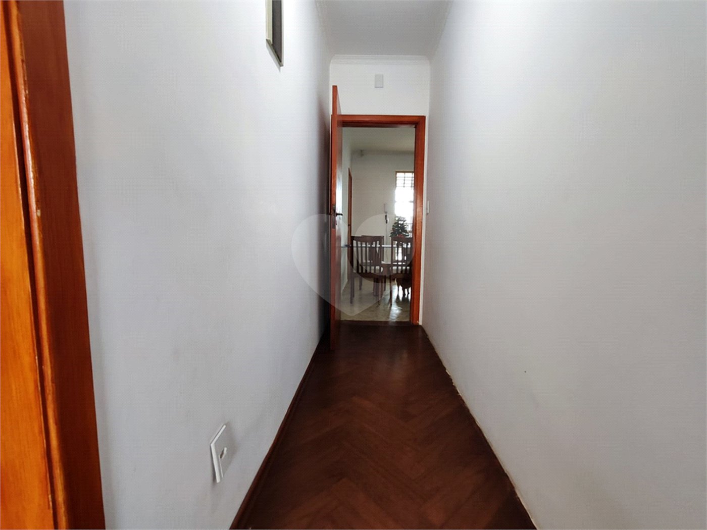 Sobrado à venda com 2 quartos em Jardim Emília, Sorocaba, SP