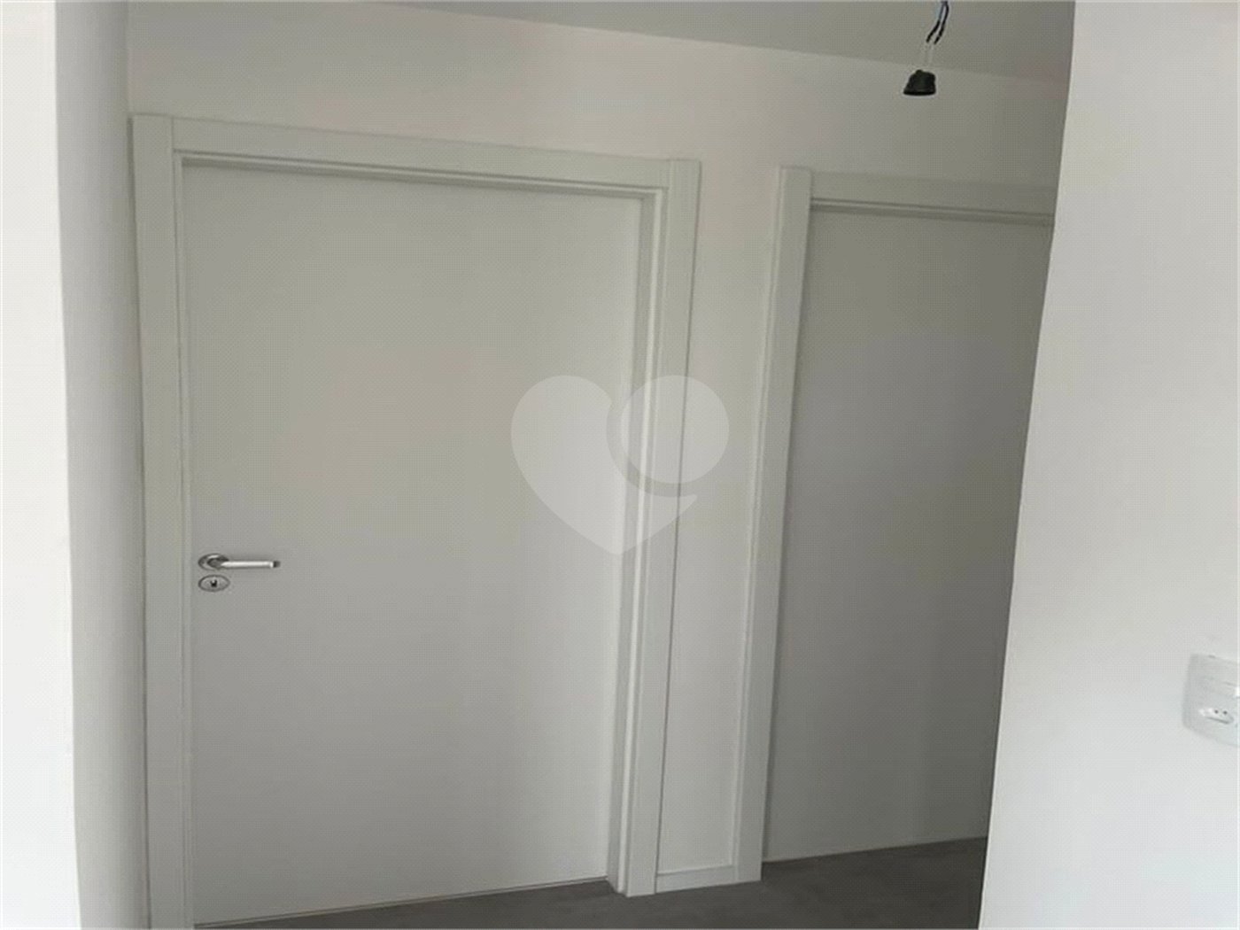 Apartamento à venda com 2 quartos, sendo 1 suíte,  em Vila Anastácio, São Paulo, SP