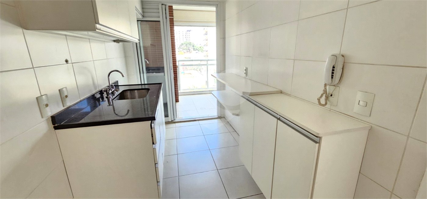 Apartamento à venda com 3 quartos, sendo 1 suíte, em Água Branca, São Paulo, SP