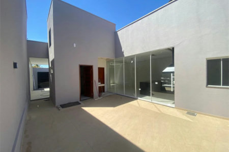 Casa à venda com 3 suítes em Açucena, Balsas, MA