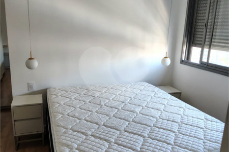 Apartamento à venda com 2 suítes em Vila Dom Pedro I, São Paulo, SP