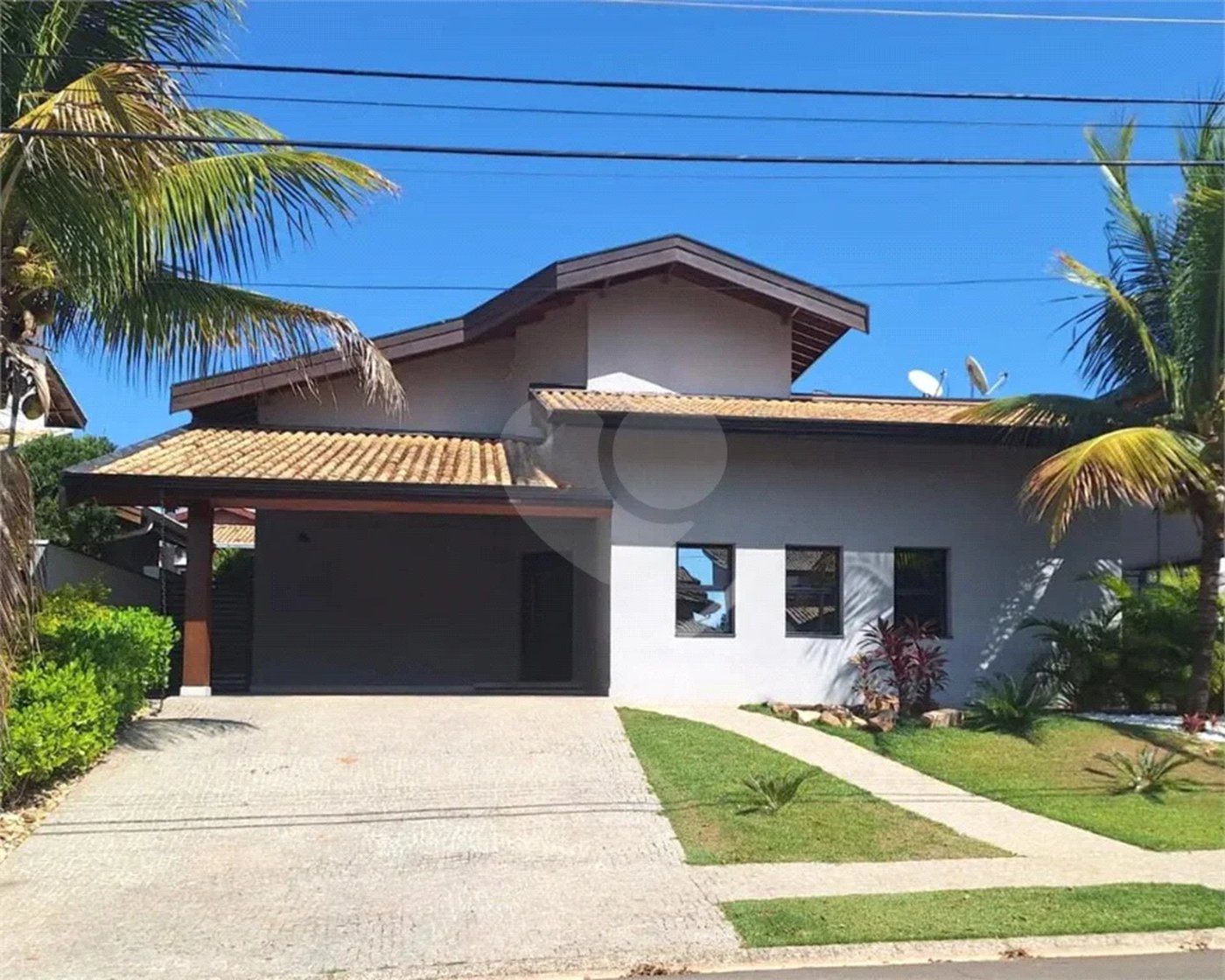 Sobrado à venda com 3 suítes em Condomínio Residencial Terras do Caribe, Valinhos, SP