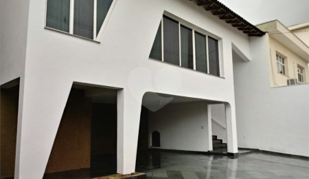Casa à venda com 3 quartos, sendo 1 suíte,  em Jardim São Pedro, Mogi das Cruzes, SP
