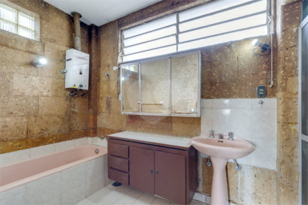 Casa Térrea à venda com 3 quartos, sendo 1 suíte,  em Brooklin Velho, São Paulo, SP