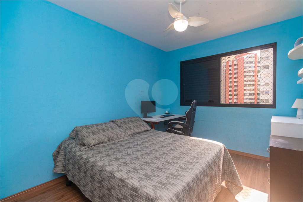 Apartamento à venda com 3 quartos, sendo 1 suíte, em Moema, São Paulo, SP