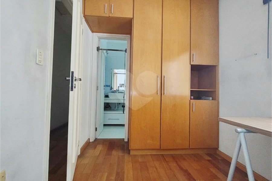 Casa à venda com 3 suítes em Parada Inglesa, São Paulo, SP