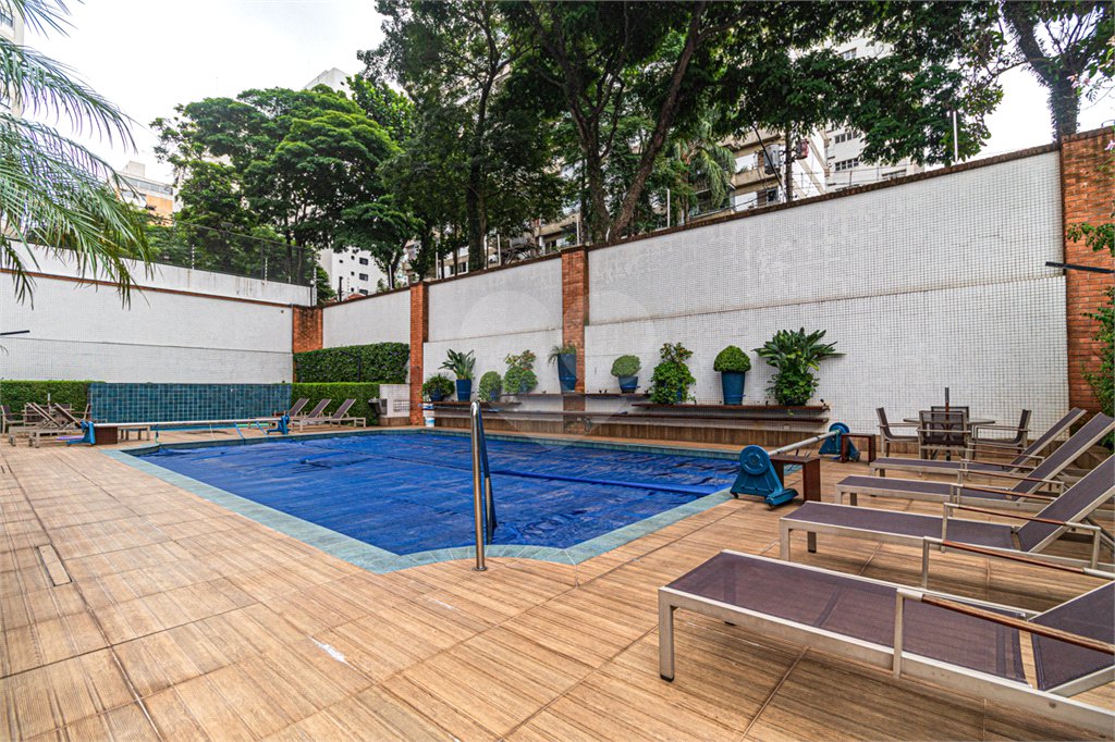 Apartamento à venda com 4 quartos, sendo 3 suítes,  em Perdizes, São Paulo, SP
