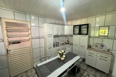 Casa à venda com 3 quartos, sendo 1 suíte, em Jardim Colonial, Atibaia, SP