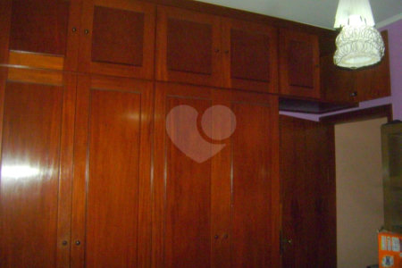 Casa à venda com 3 quartos, sendo 1 suíte,  em Jardim Colombo, São Paulo, SP