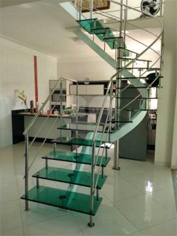 Casa à venda com 4 suítes no condomínio Jardim dos Lagos, Indaiatuba - SP