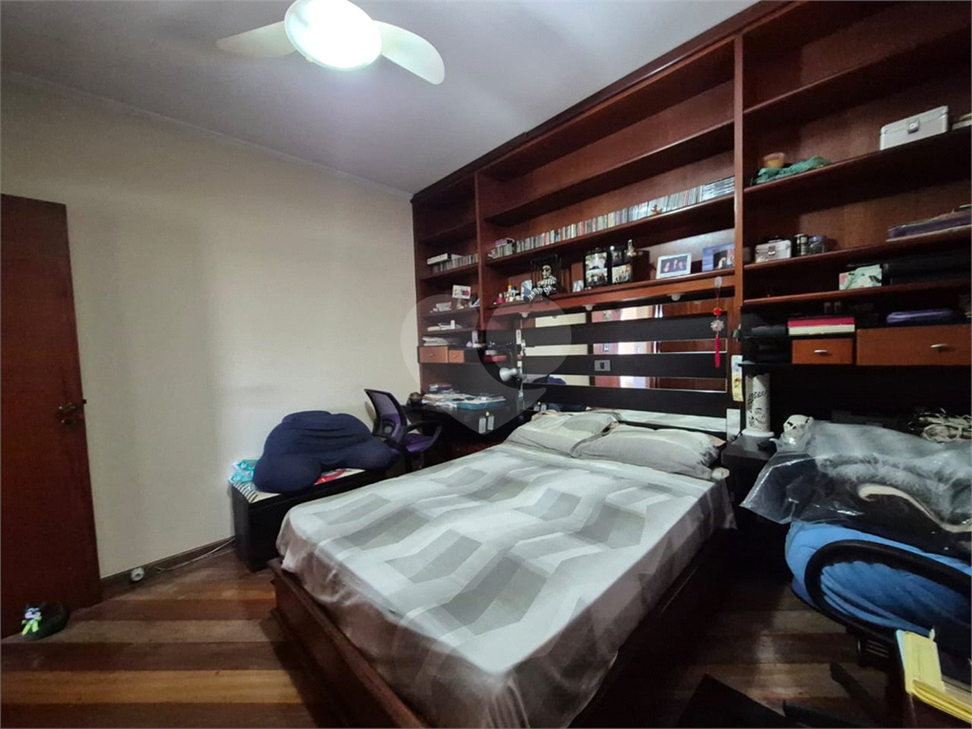 Casa à venda com 3 quartos, sendo 1 suíte, em Parque São Domingos, São Paulo, SP