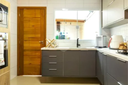 Sobrado à venda com 3 quartos, sendo 1 suíte,  em Campo Grande, São Paulo, SP