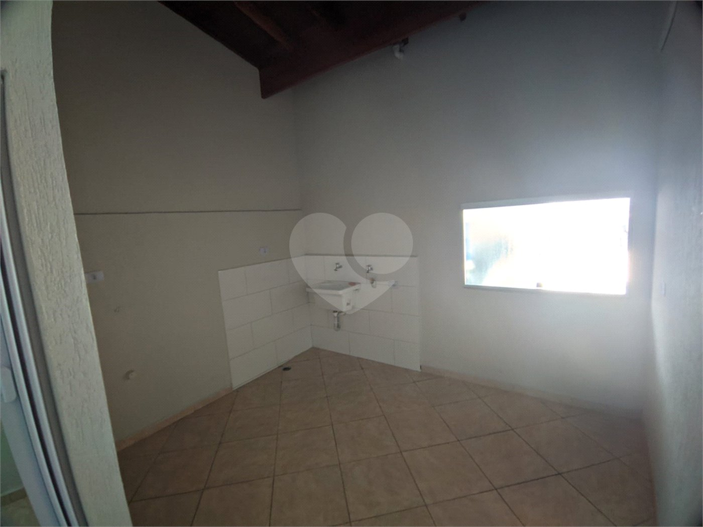 Cobertura à venda com 2 quartos, sendo 1 suíte,  em Vila Scarpelli, Santo André, SP