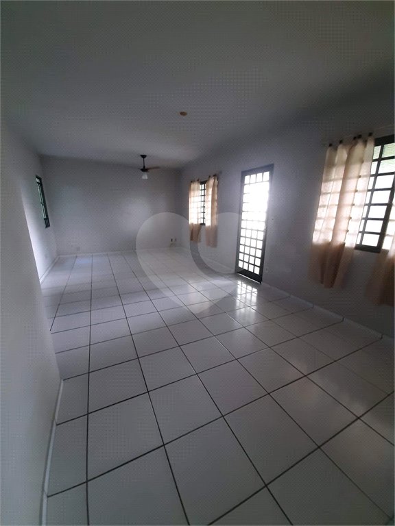Sobrado à venda com 5 quartos, sendo 4 suítes, em Cidade Vista Verde, São José dos Campos, SP