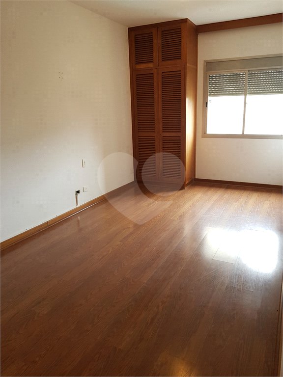 Apartamento à venda com 3 suítes em Conjunto Residencial Morumbi, São Paulo, SP