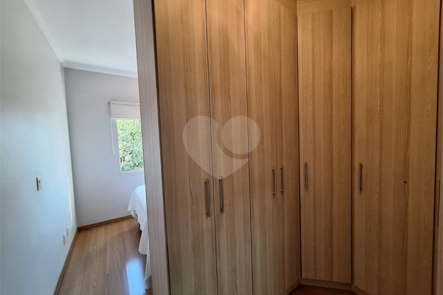 Casa à venda com 3 quartos, sendo 1 suíte, no condomínio Villaggio Tronchim, São Paulo - SP