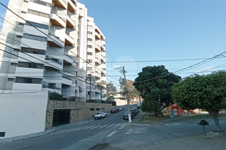 Apartamento à venda com 3 suítes no Centro, Vinhedo, SP