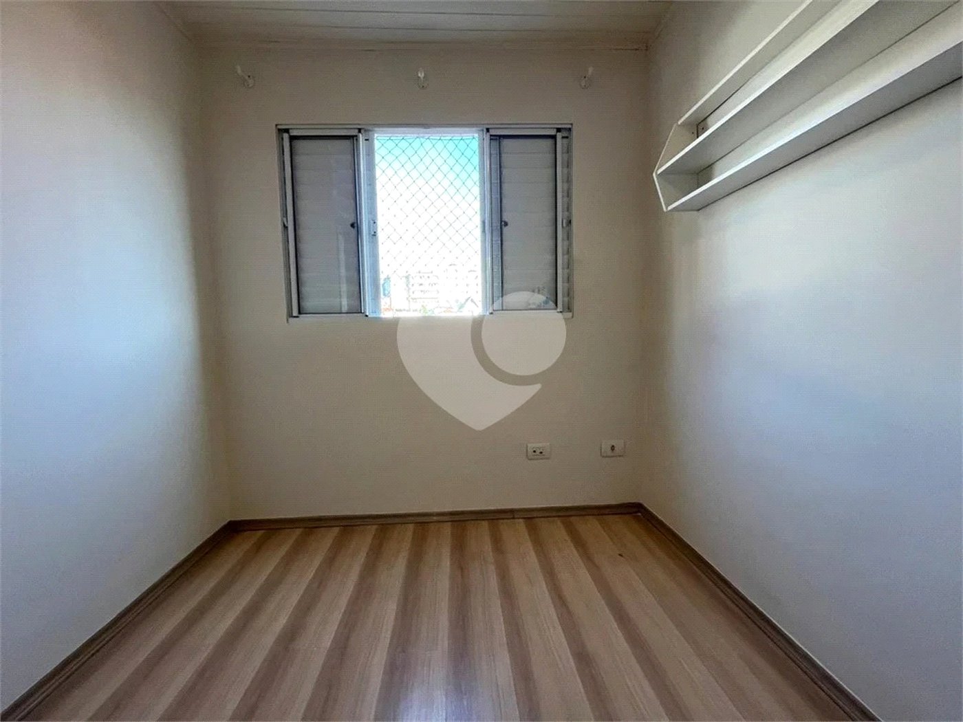 Casa à venda com 4 quartos, sendo 1 suíte,  em Jardim Franca, São Paulo, SP