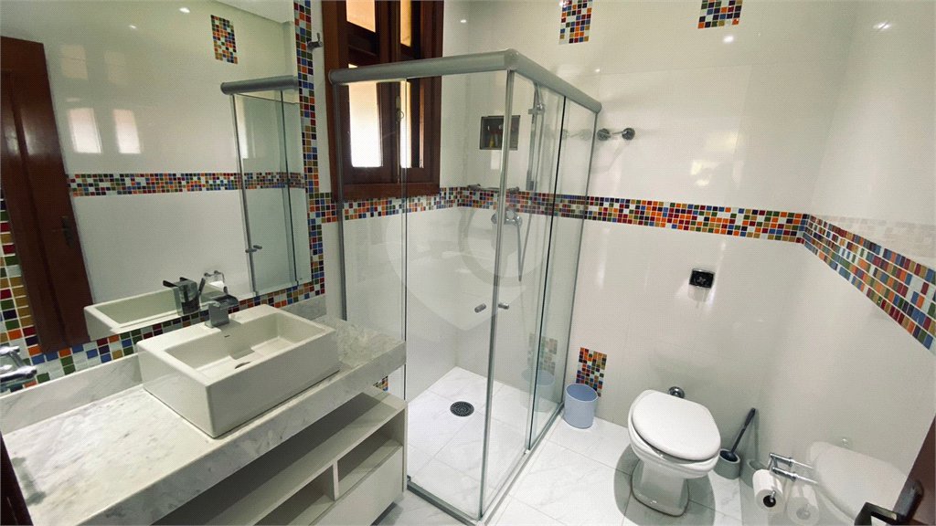 Casa à venda com 5 suítes no condomínio Suíça da Cantareira, Mairiporã - SP
