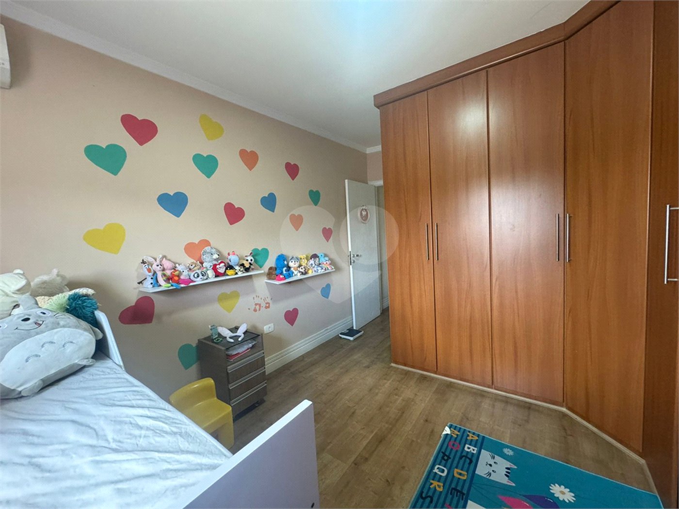 Sobrado à venda com 3 quartos, sendo 1 suíte, em Vila Nivi, São Paulo, SP