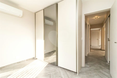 Apartamento à venda com 3 quartos, sendo 1 suíte,  em Indianópolis, São Paulo, SP