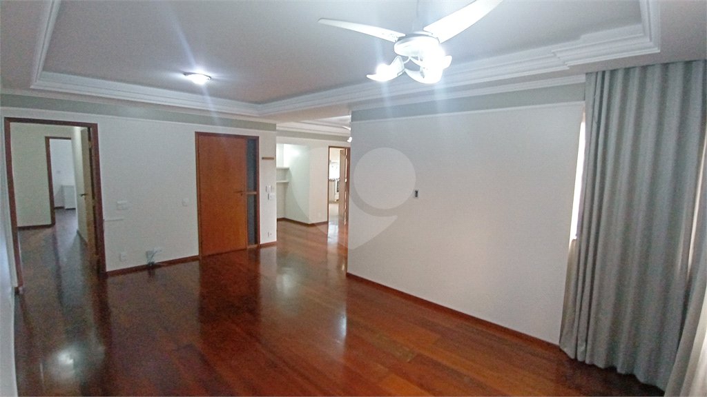 Apartamento à venda com 3 suítes no Centro, Vinhedo, SP