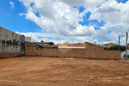 Terreno à venda em Residencial Cambuy, Araraquara, SP