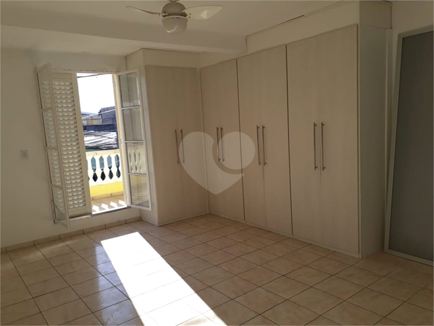 Sobrado à venda com 4 quartos, sendo 2 suítes, em Limão, São Paulo, SP