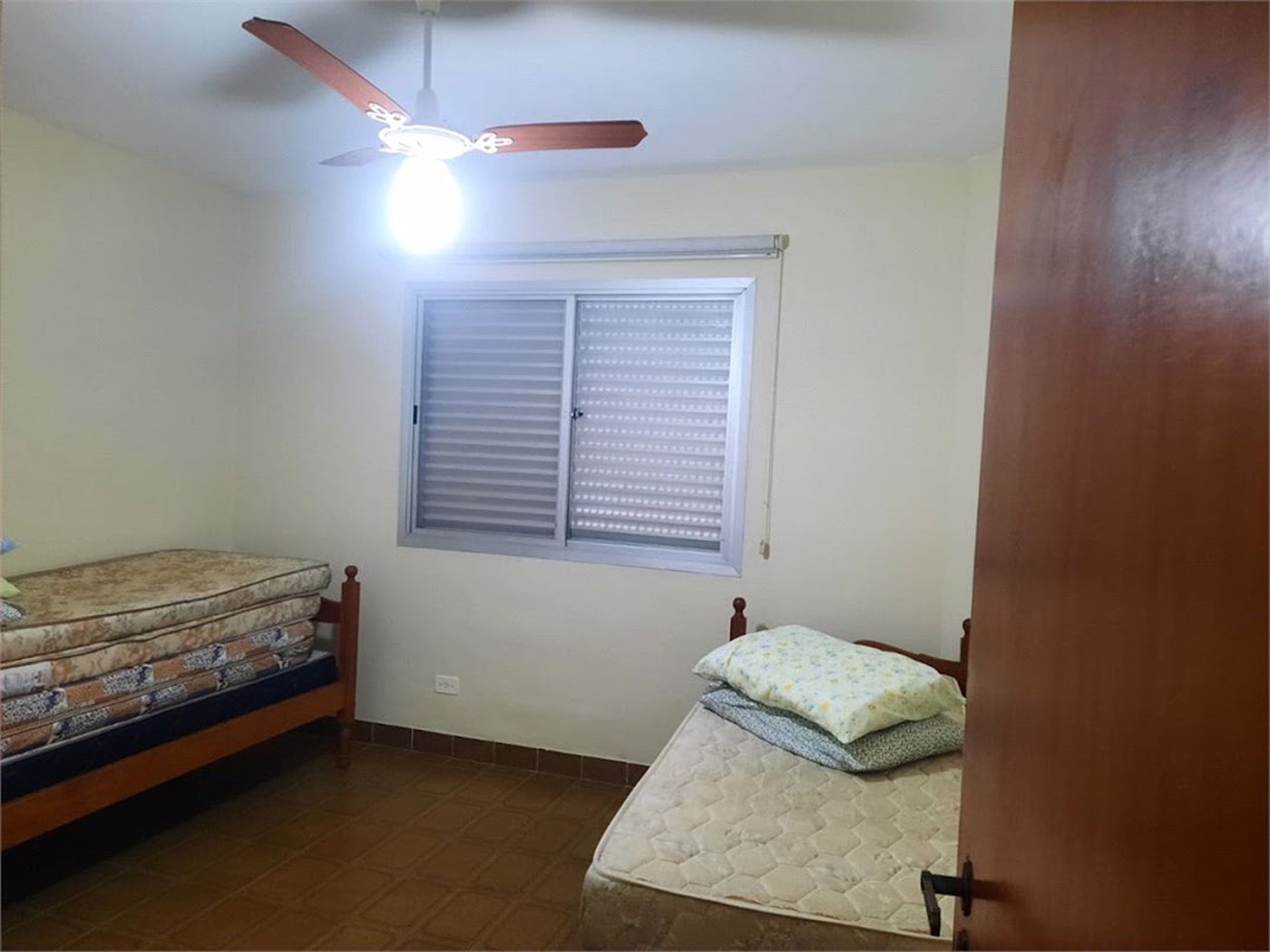 Apartamento à venda, 104 m² por R$ 440.000,00 - Jardim das Conchas - Guarujá/SP