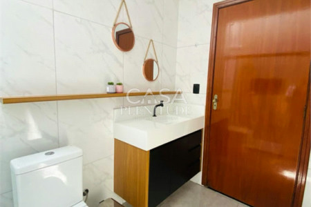 Casa à venda com 2 quartos, sendo 1 suíte, em Vila Fiori, Sorocaba, SP