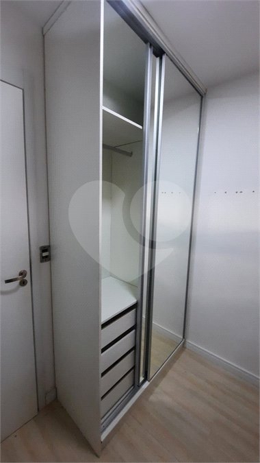 Apartamento à venda com 2 quartos em Santo Amaro, São Paulo, SP