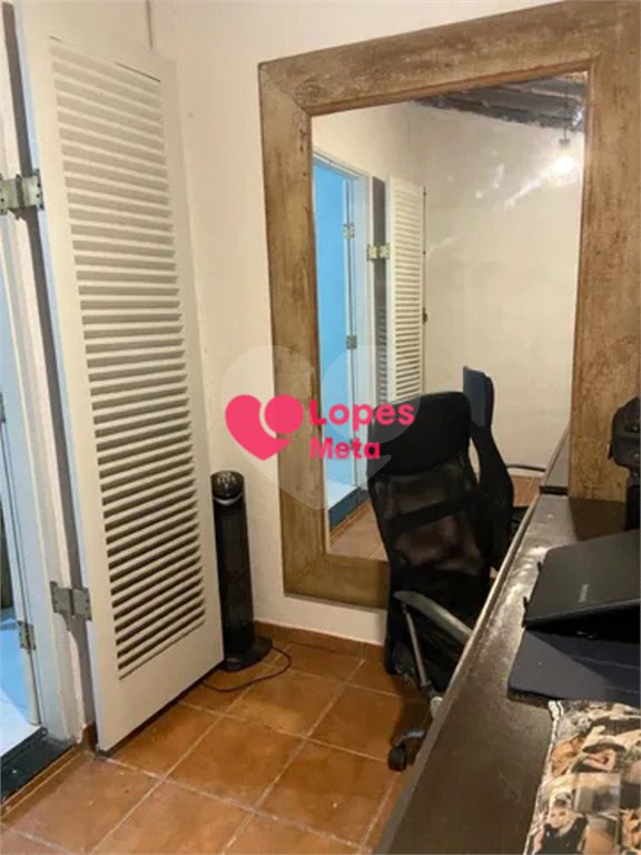 Casa à venda com 2 quartos no condomínio Portal da Serra, São José dos Campos - SP