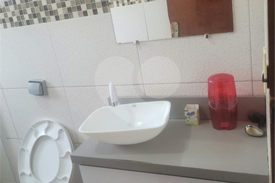 Sobrado à venda com 4 quartos em Tremembé, São Paulo, SP
