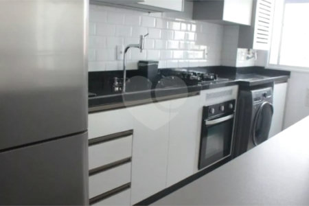 Apartamento à venda com 2 quartos em Parque Reboucas, São Paulo, SP