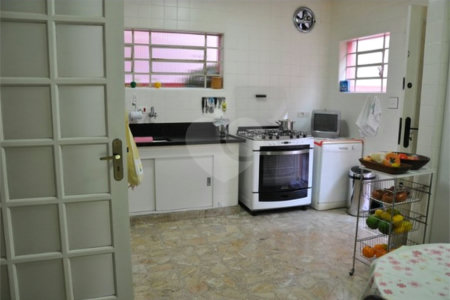 Sobrado à venda com 4 quartos, sendo 2 suítes,  em Campo Belo, São Paulo, SP
