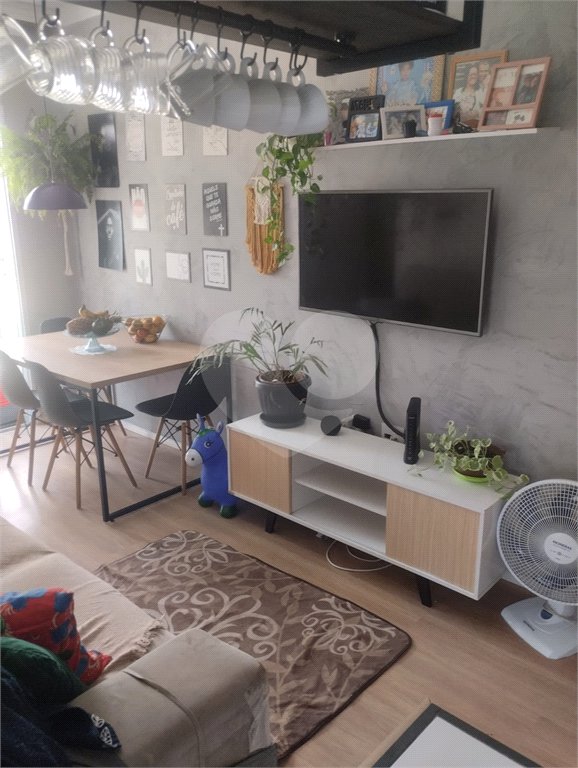 Apartamento à venda com 2 quartos em Parque Reboucas, São Paulo, SP