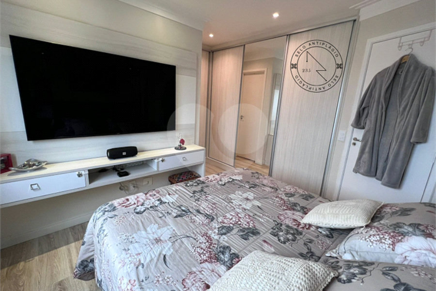 Apartamento à venda com 3 quartos, sendo 1 suíte,  em Vila Lusitânia, São Bernardo do Campo, SP