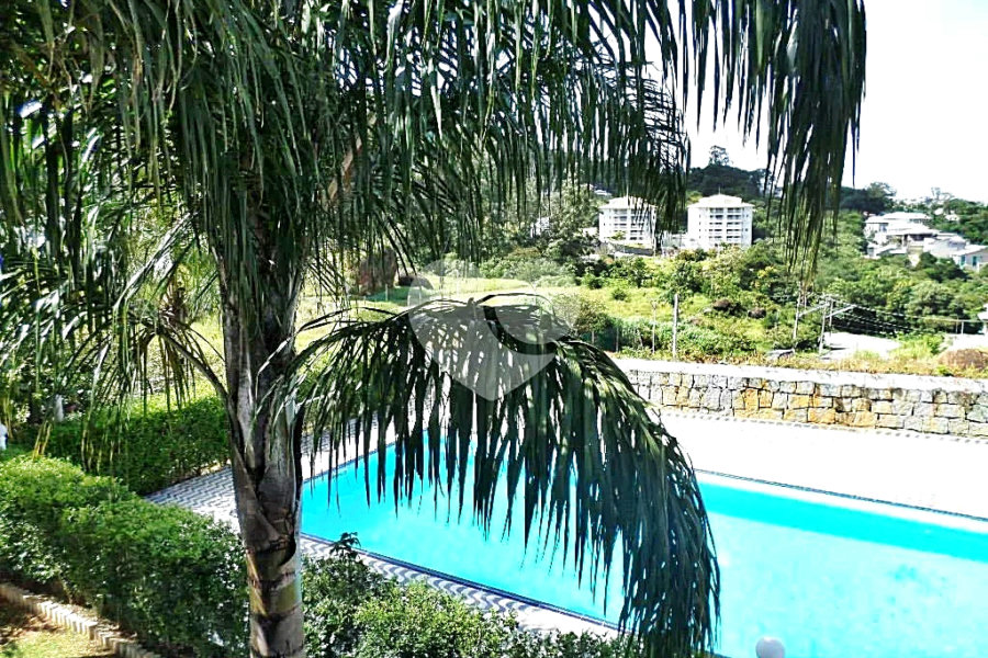 Casa à venda com 6 quartos, sendo 5 suítes,  no condomínio Conjunto Residencial Itaguaçu, São Paulo - SP