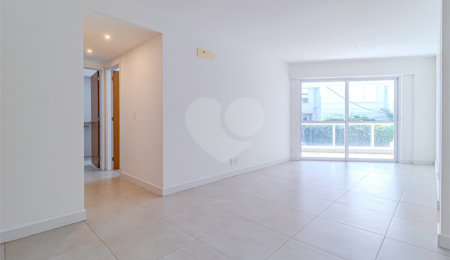 Apartamento à venda com 3 quartos, sendo 1 suíte, em Lagoa, Rio de Janeiro, RJ