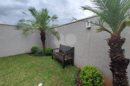 Casa Térrea à venda com 3 suítes em Jardim do Lago, Atibaia, SP