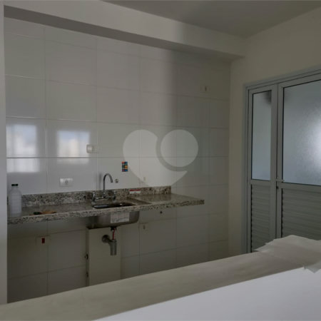 Apartamento à venda com 2 suítes em Vila Andrade, São Paulo, SP